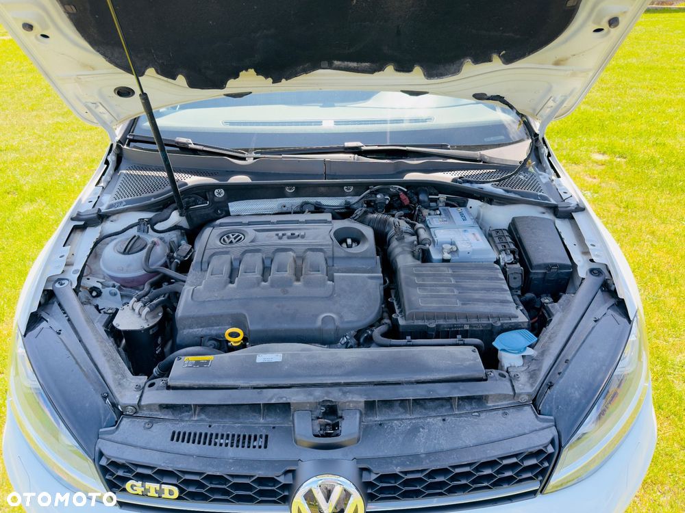 Volkswagen Golf 2.0 TDI BMT GTD - 12