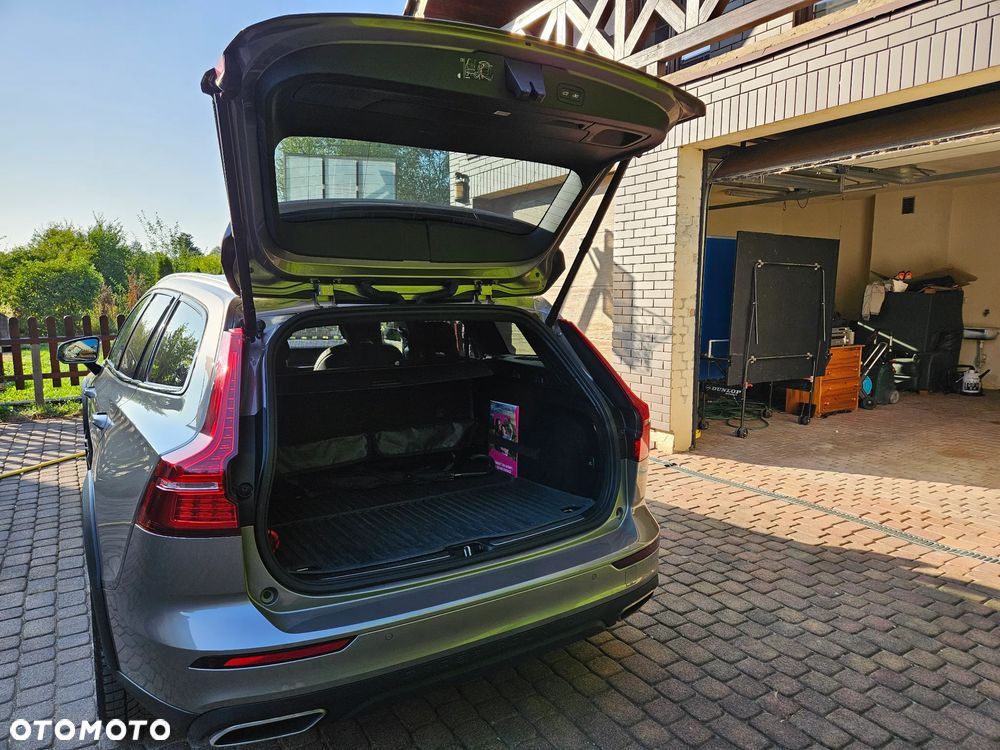 Volvo V60 Cross Country D4 AWD - 3