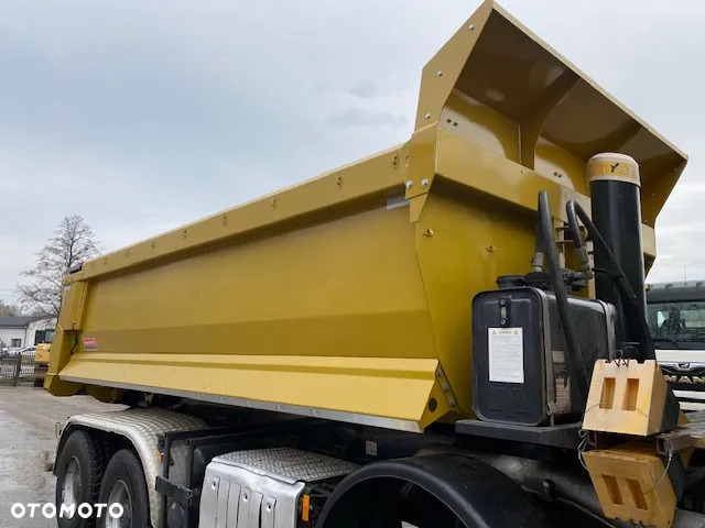 Mercedes-Benz Arocs 4145 8x8 mulda - 11