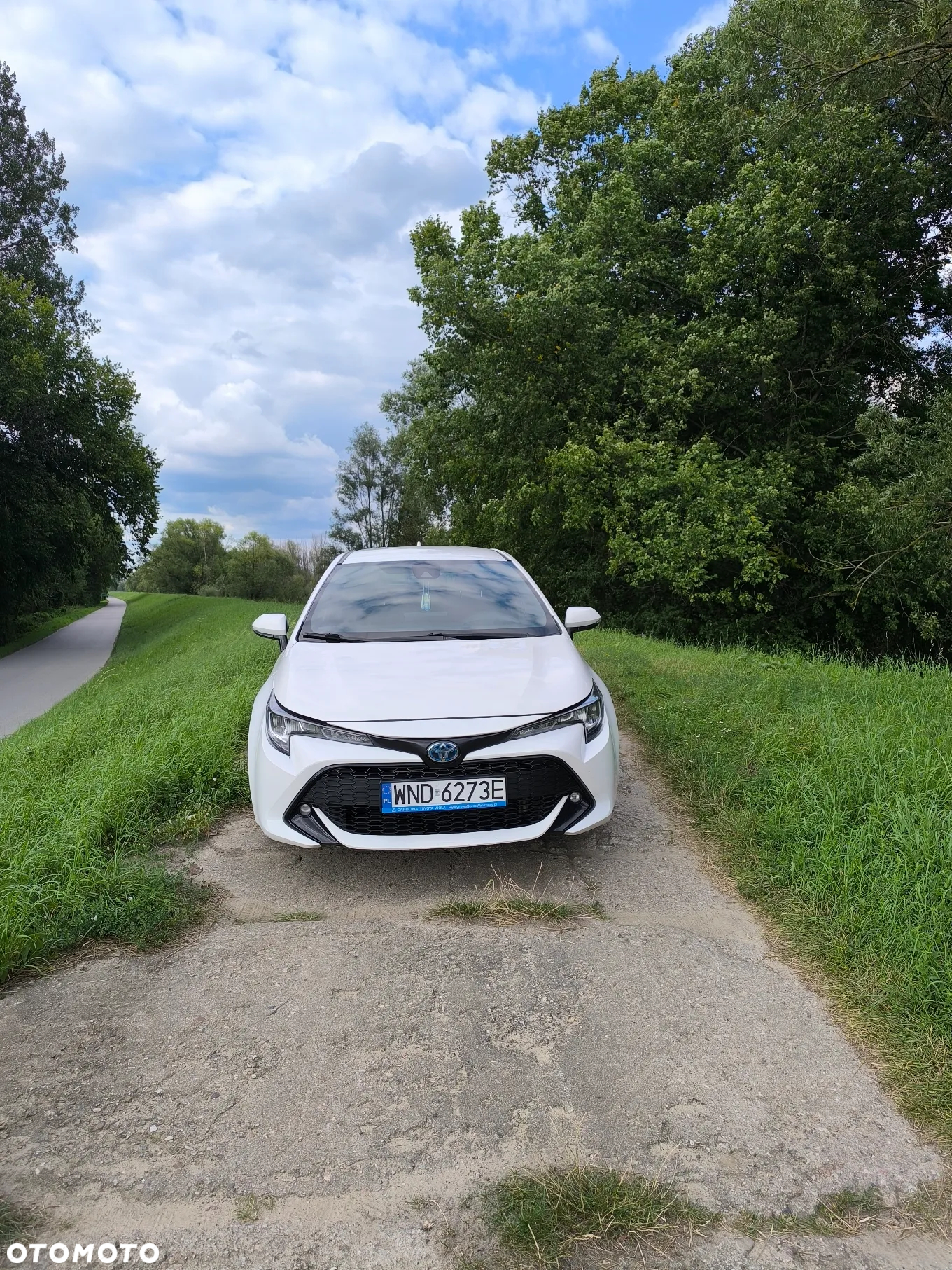 Toyota Corolla 1.8 Hybrid Active - 9