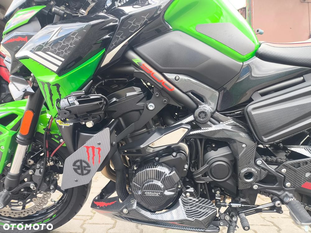 Kawasaki Z 900 - 12