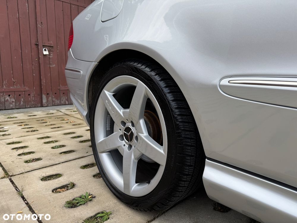 Mercedes-Benz CLK - 31