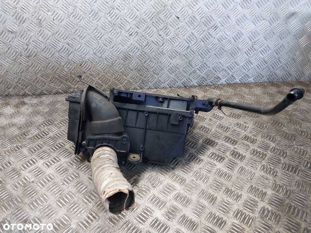 OBUDOWA FILTRA AUDI 80 B3 1.8 8V 026133837G 026133853B 026133871A - 3