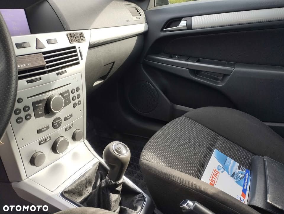 Opel Astra 1.8 Sport - 15