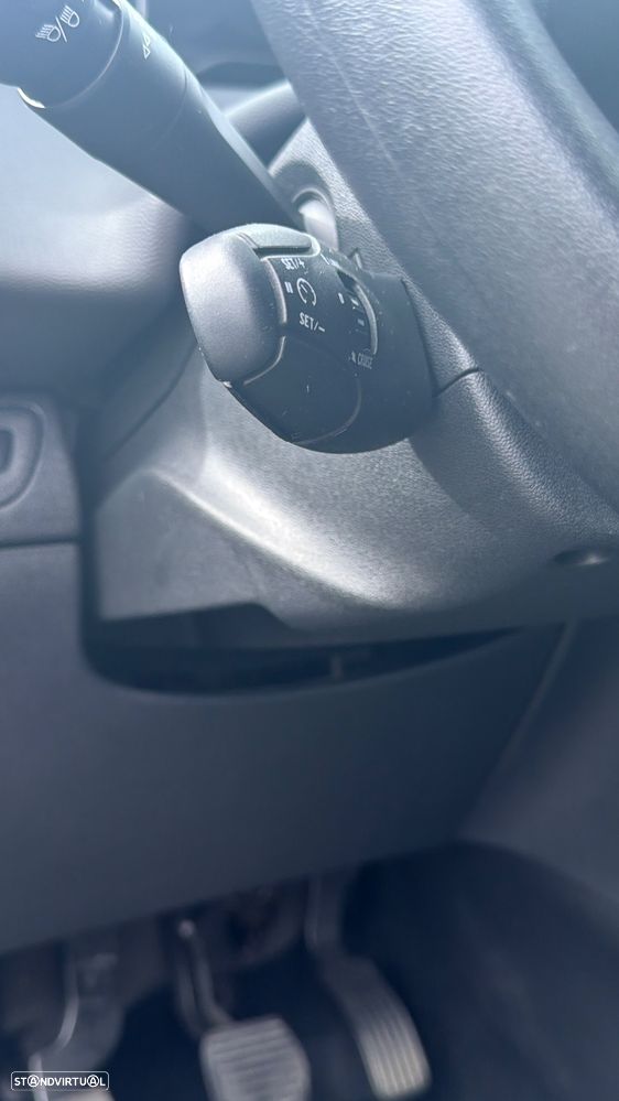 Peugeot 208 1.4 VTi Active - 5
