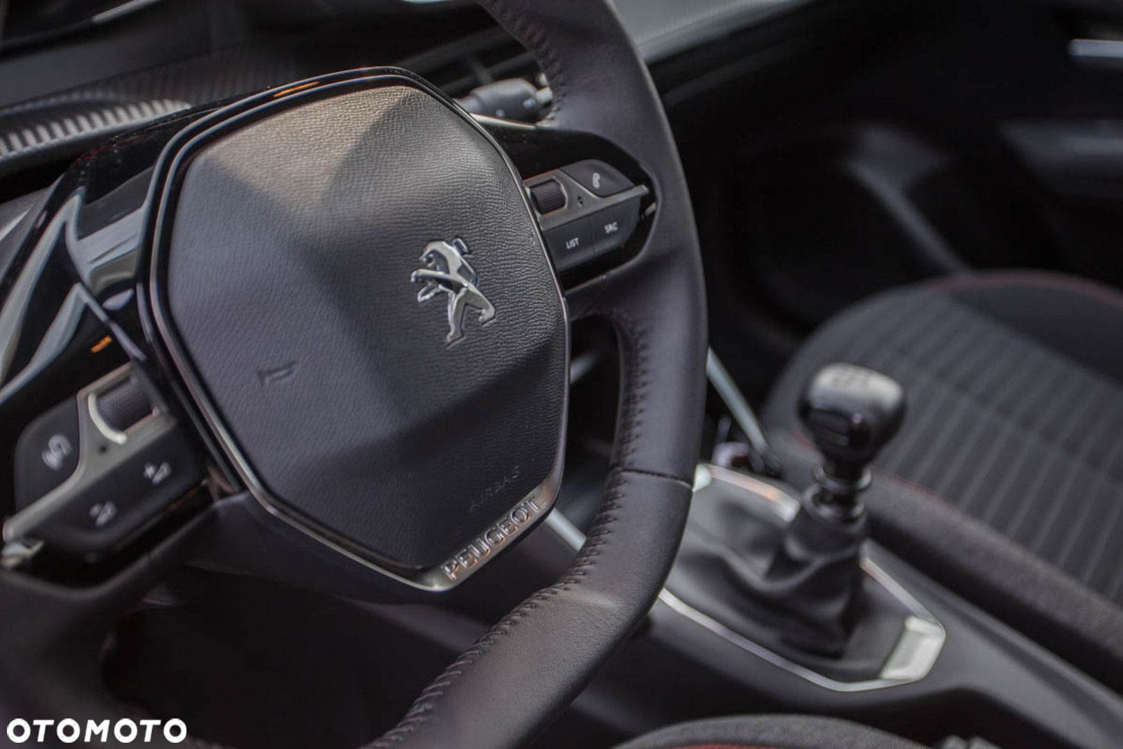 Peugeot 208 1.2 PureTech Active Pack S&S - 20