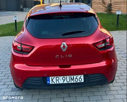 Renault Clio 1.2 16V 75 LIMITED - 5