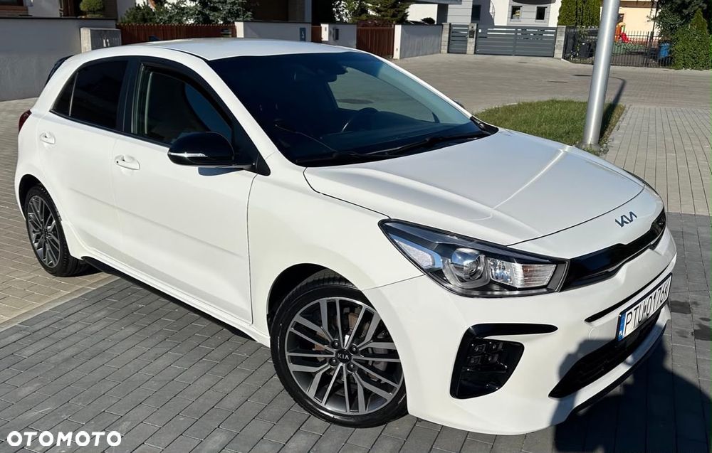 Kia Rio - 9