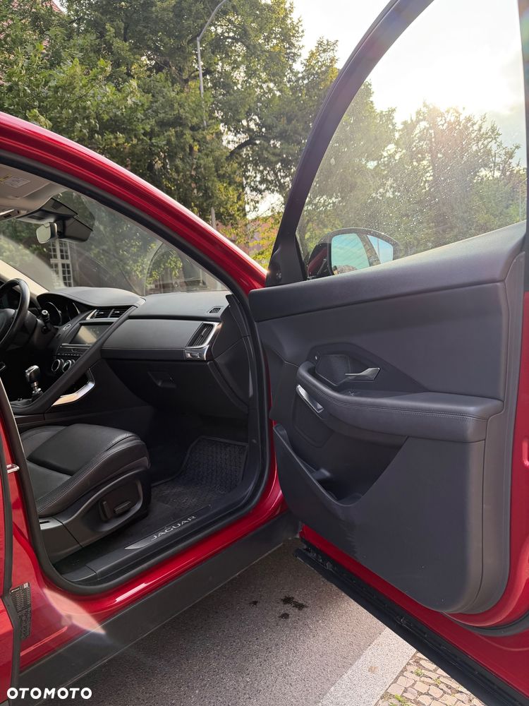 Jaguar E-Pace 2.0 i4D FWD S - 12