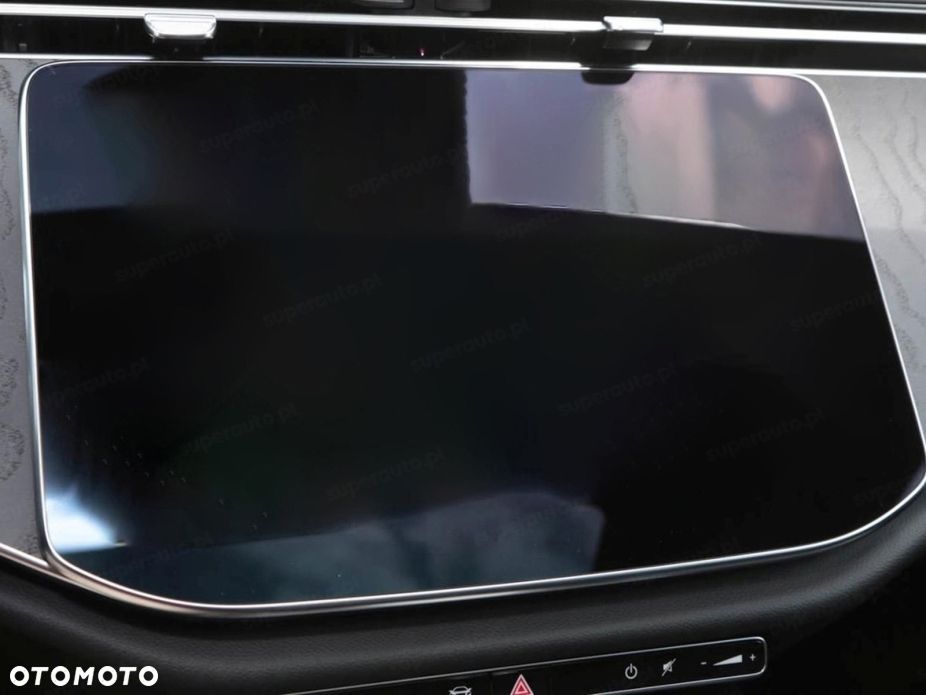 Mercedes-Benz Klasa E 220 d mHEV 4-Matic AMG 9G-Tronic - 17