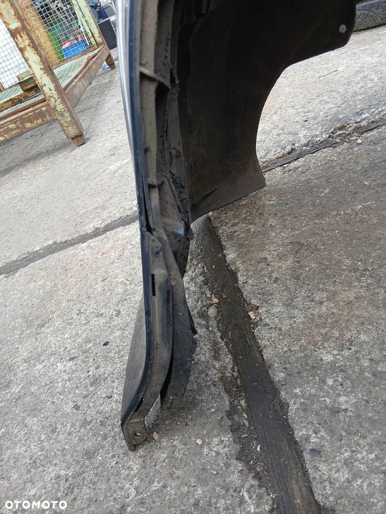 Volkswagen Passat B5 Lift Zderzak przedni czarny( nie znam kodu lakieru) - 7