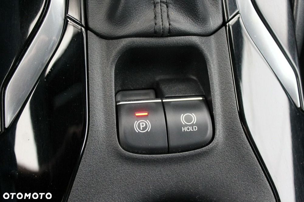 Toyota Corolla 1.8 Hybrid Comfort - 25