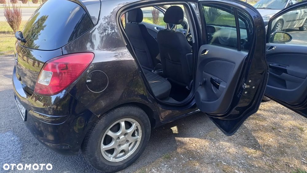 Opel Corsa 1.4 16V Edition - 18