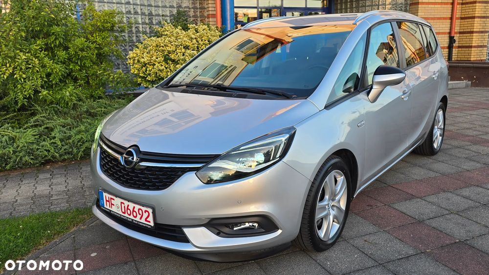 Opel Zafira - 1
