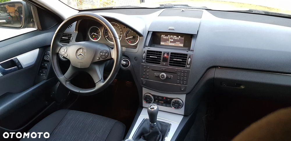 Mercedes-Benz Klasa C - 22