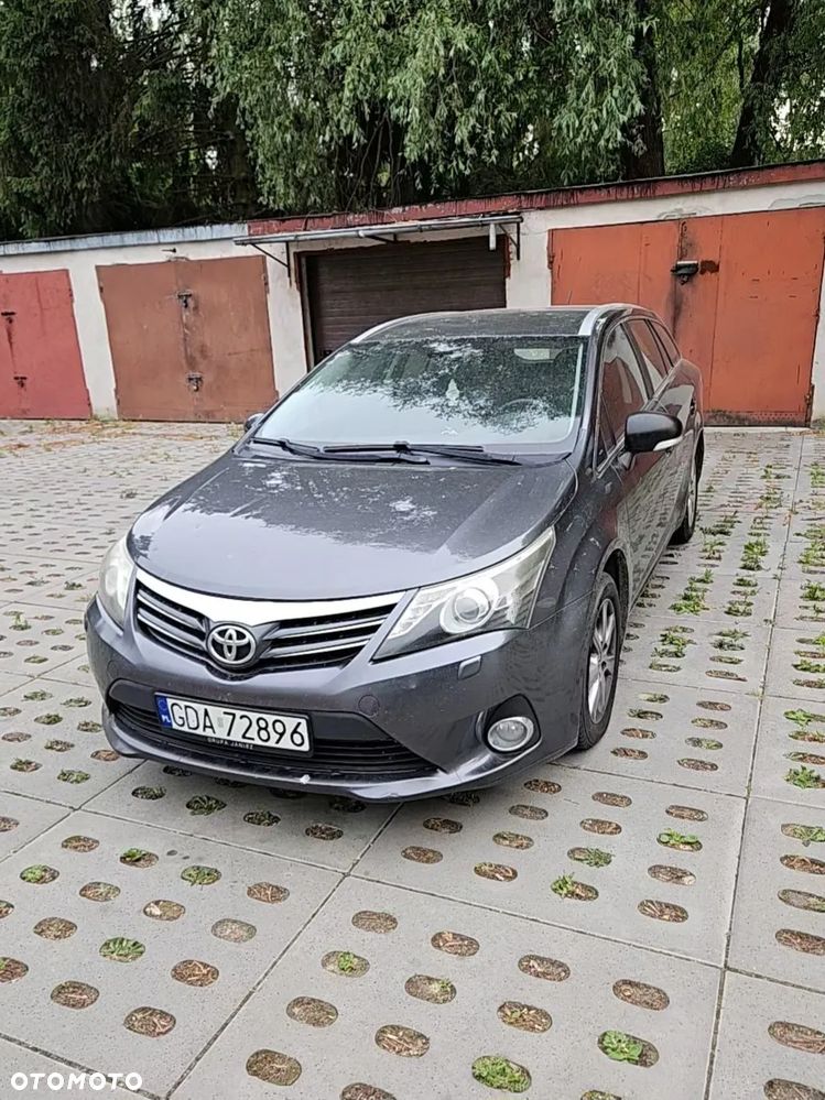 Toyota Avensis 2.0 D-4D Style - 1
