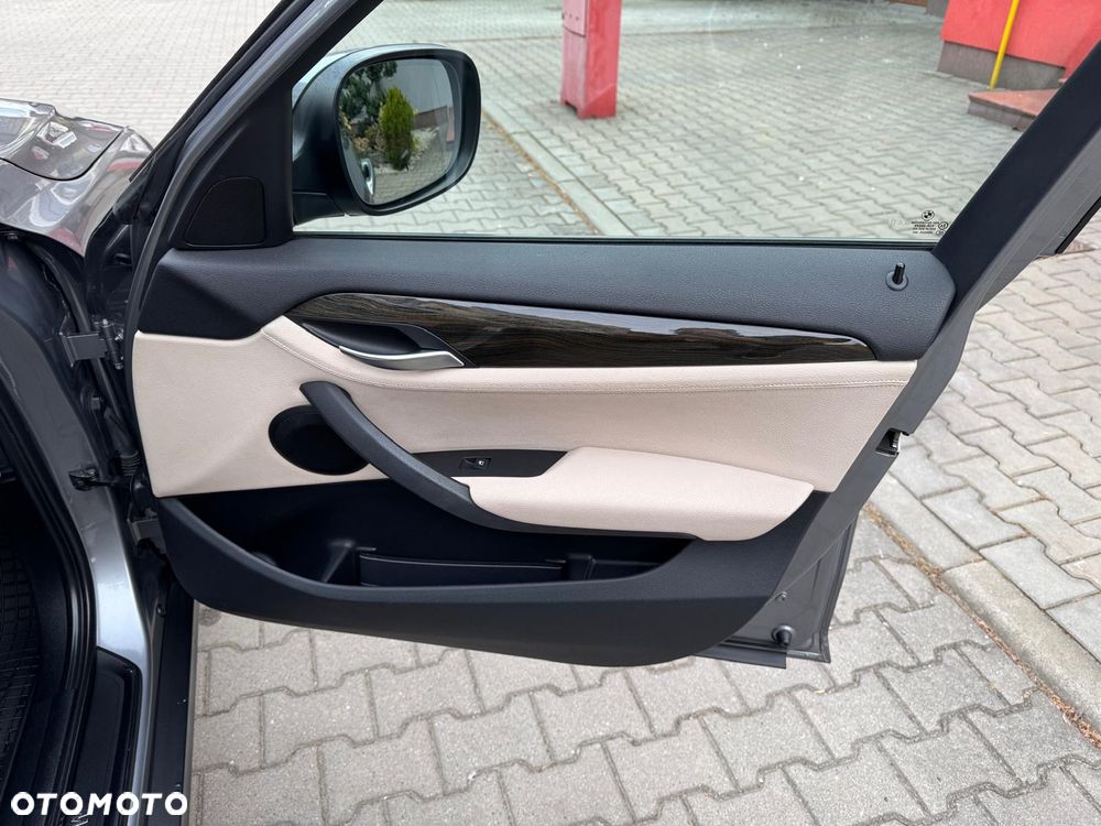 BMW X1 xDrive20d - 15