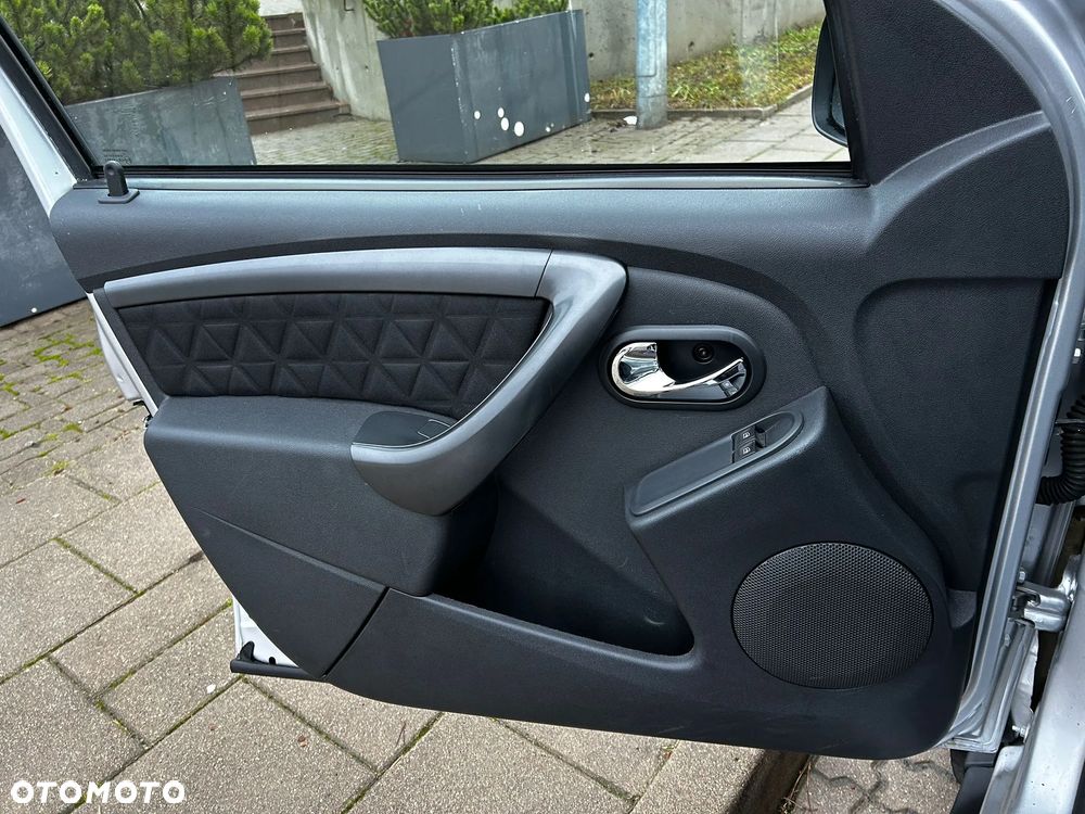 Dacia Duster 1.6 Ambiance Euro5 - 17