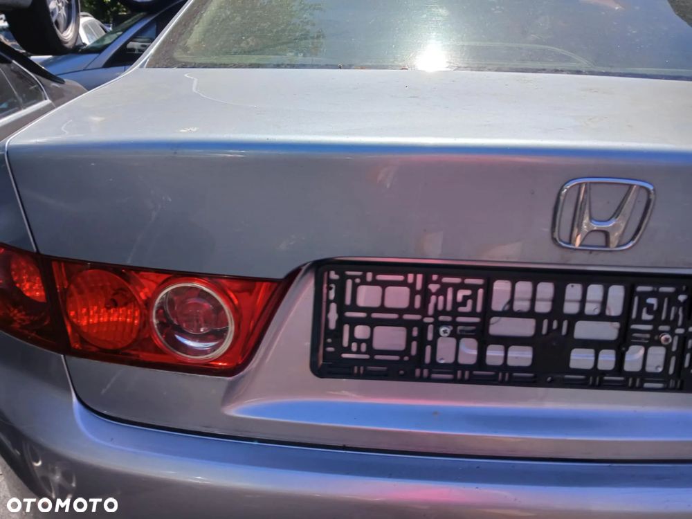 Honda Accord VII sedan klapa bagażnika - 3