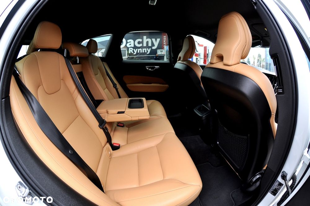 Volvo XC 60 - 20