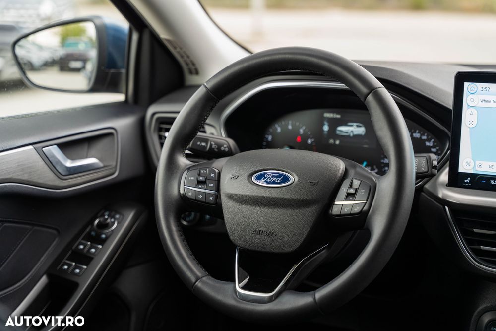 Ford Focus 1.0 EcoBoost Titanium - 18