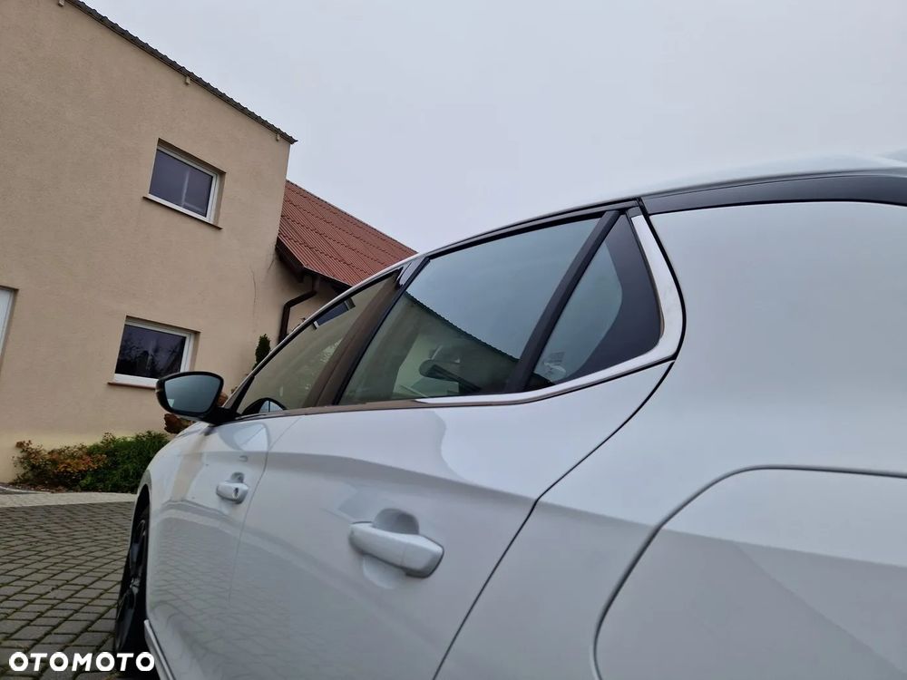 Opel Corsa 1.2 Direct Injection Turbo GS - 15