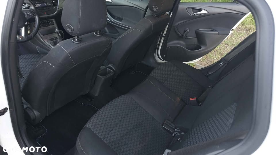 Opel Astra 1.6 CDTI Enjoy - 12