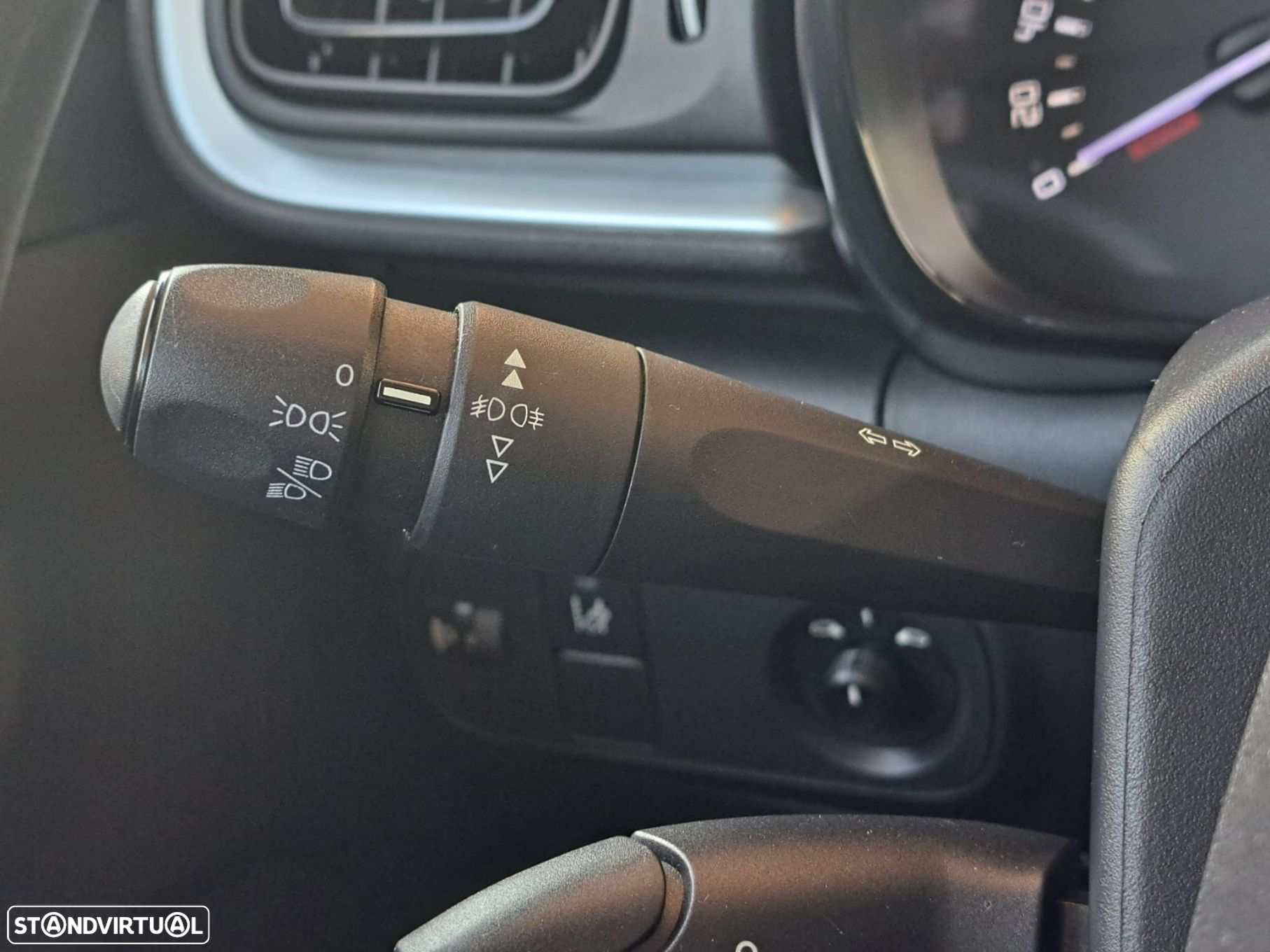 Citroën C3 1.2 PureTech Feel - 17