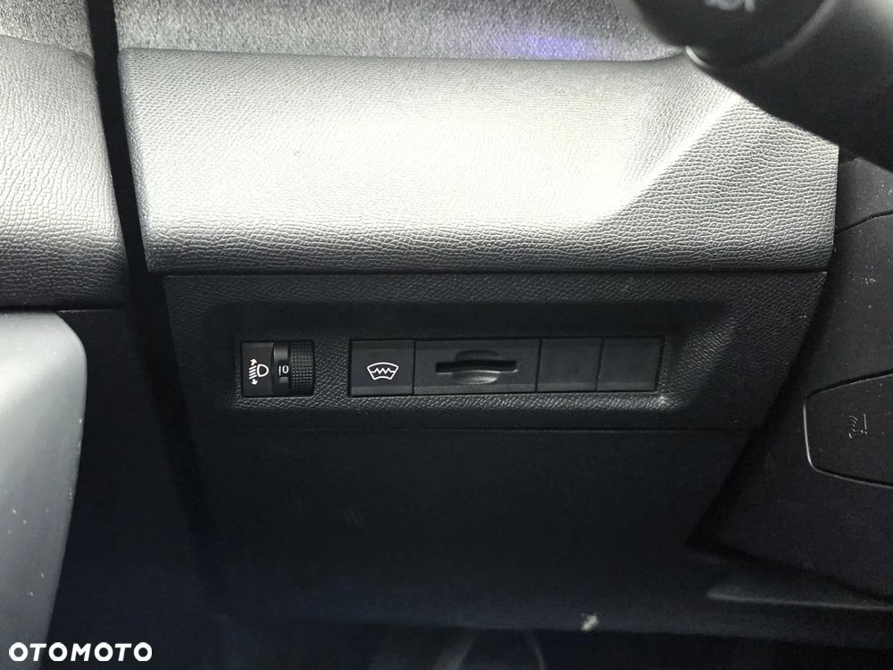 Peugeot 308 1.2 PureTech GPF Allure Pack S&S EAT8 - 23