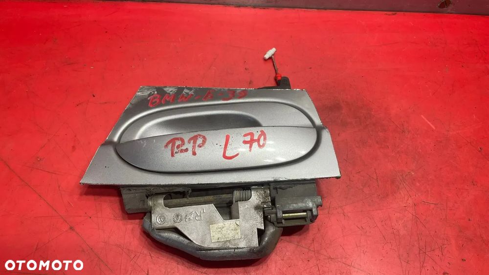 Klamka drzwi zewnętrzna PRAWY PRZÓD   BMW E39 - 1