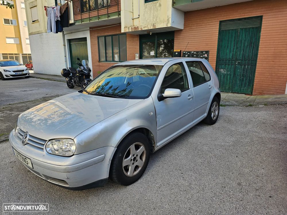 VW Golf 1.4i 25 Anos - 11