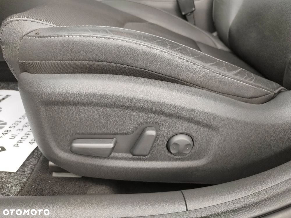 Hyundai i30 1.0 T-GDI Premium - 25