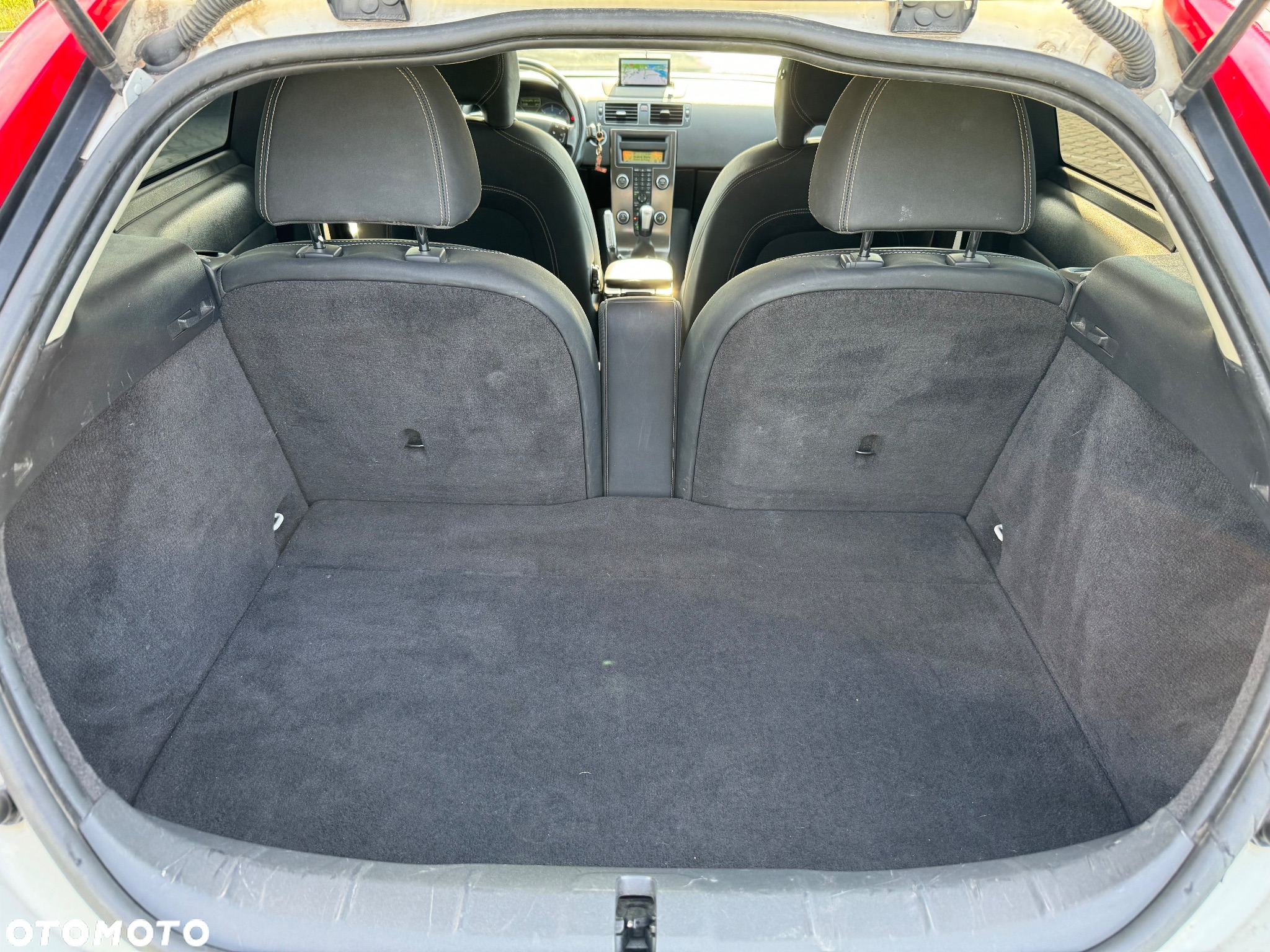 Volvo C30 D2 R-Design - 9