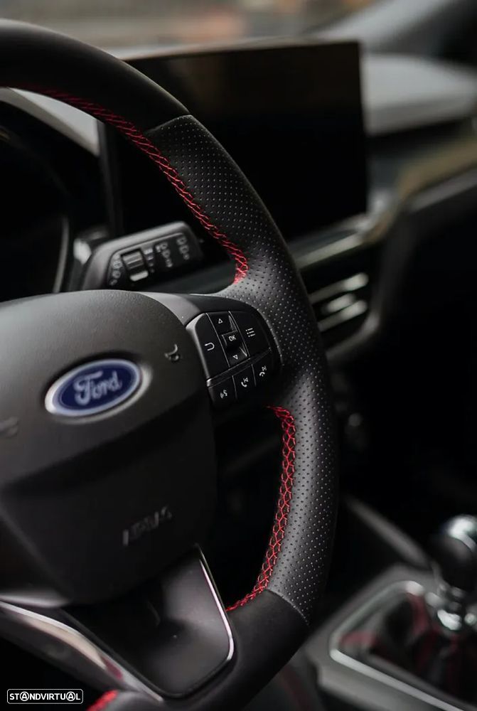 Ford Focus 1.0 EcoBoost MHEV ST-Line Design SIP - 16