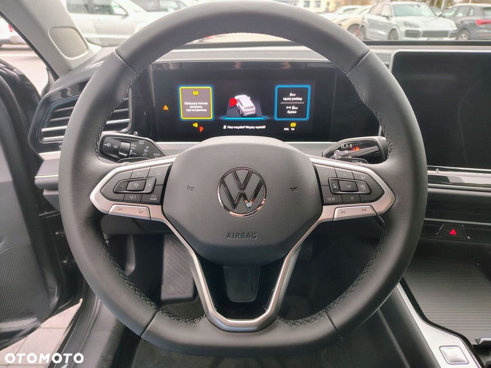 Volkswagen Passat - 14