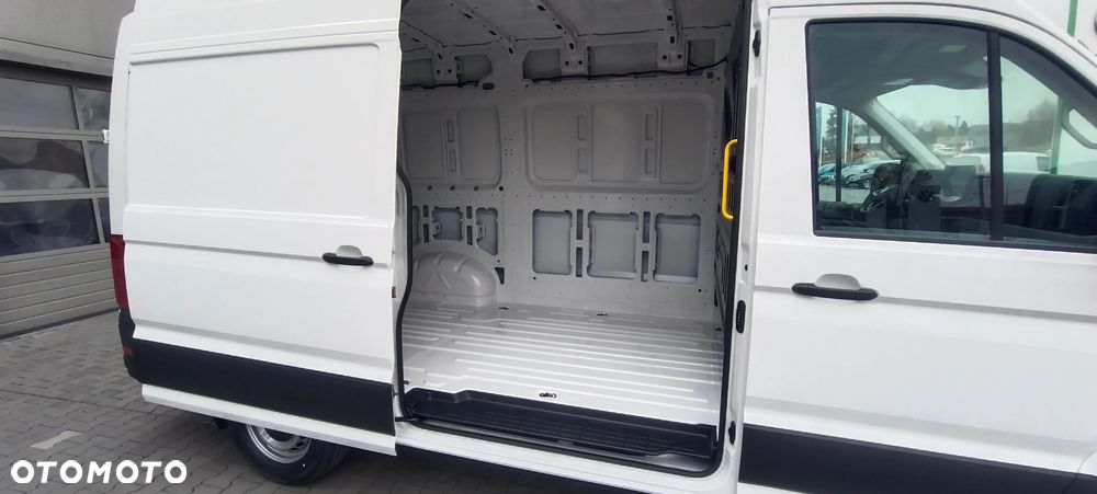 Volkswagen Crafter 35 Furgon - 7