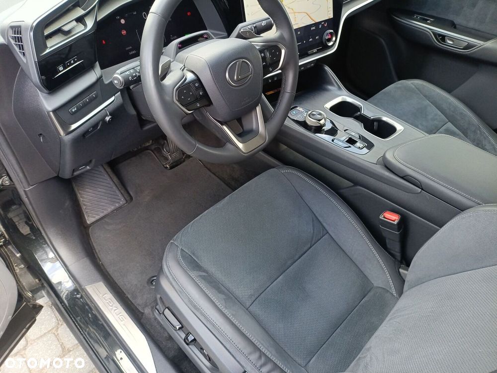 Lexus RZ 450e Omotenashi DIRECT4 - 23