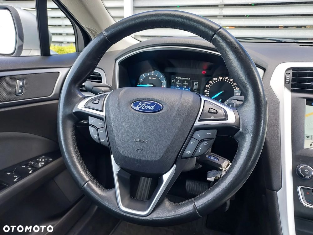 Ford Mondeo Turnier 2.0 TDCi Start-Stopp PowerShift-Aut Business Edition - 35