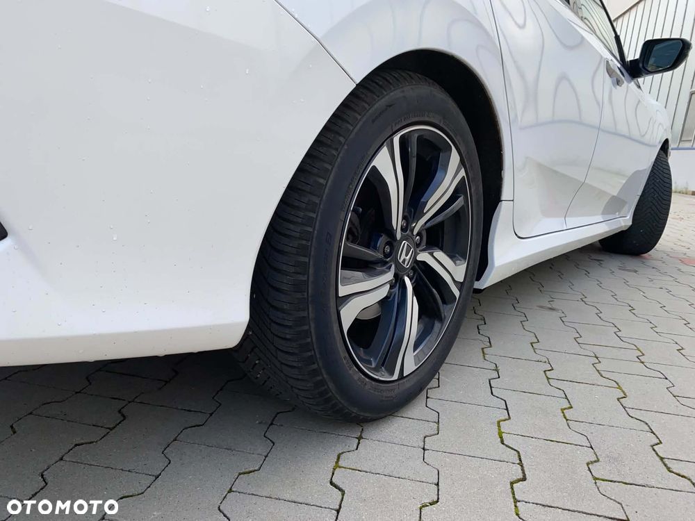 Honda Civic 1.5 T Elegance - 9