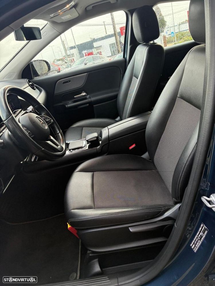 Mercedes-Benz GLA 200 d Style - 4