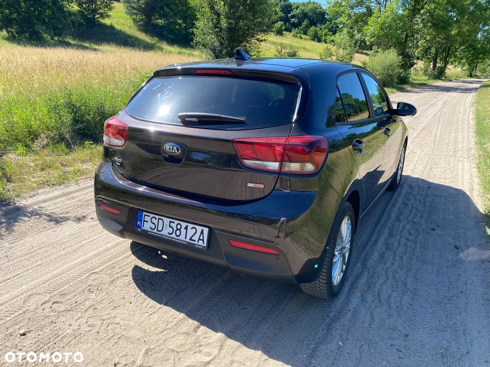 Kia Rio - 3