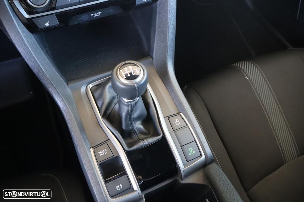 Honda Civic 1.0 i-VTEC Elegance CVT Navi - 16