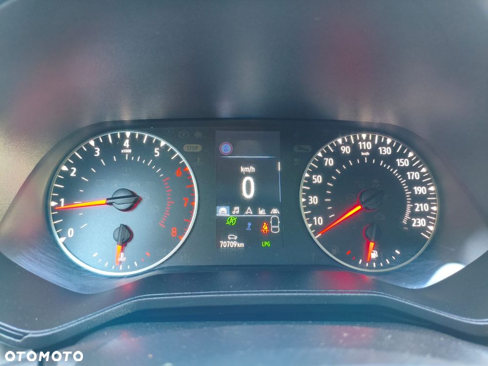 Renault Clio - 28