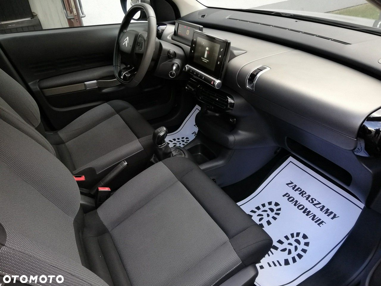 Citroën C4 Cactus - 24