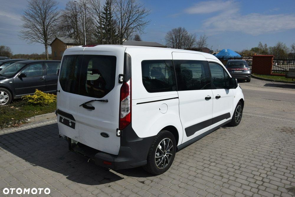 Ford Tourneo Connect Grand - 16