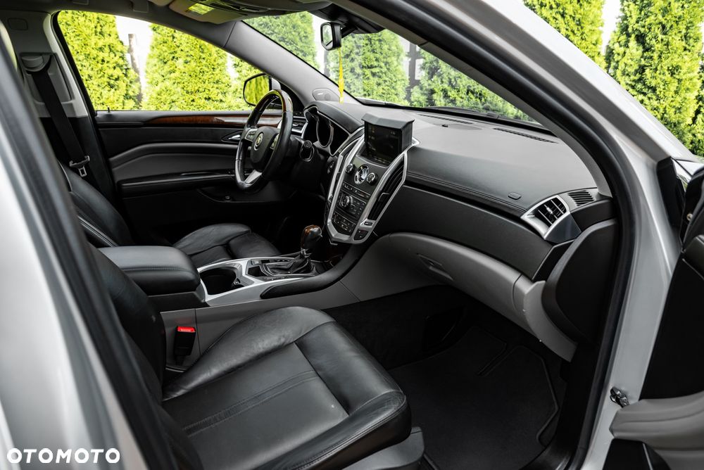 Cadillac SRX 3.0 V6 AWD Sport Luxury - 26