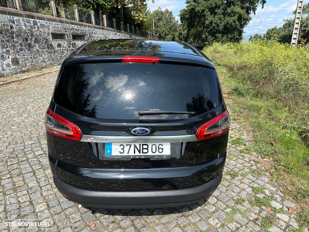 Ford S-Max 2.0 TDCi Titanium 7L - 18