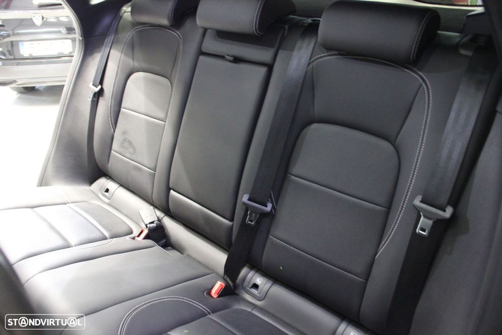 Jaguar E-Pace 1.5 P300e R-Dynamic SE AWD Aut. - 20