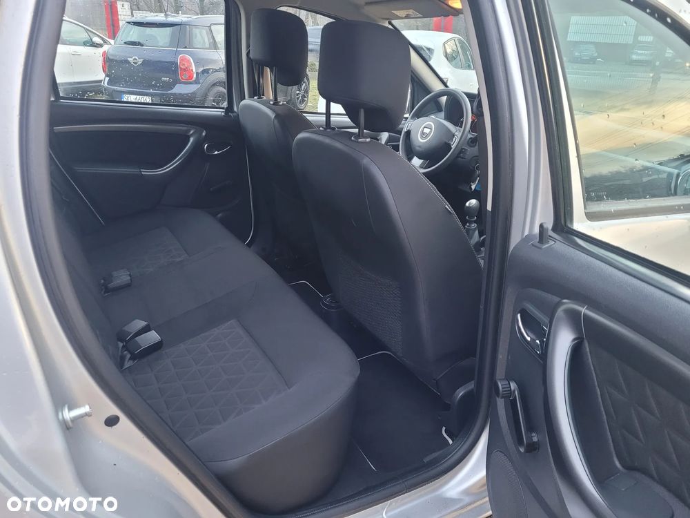 Dacia Duster dCi 110 FAP 4x4 Laureate - 14