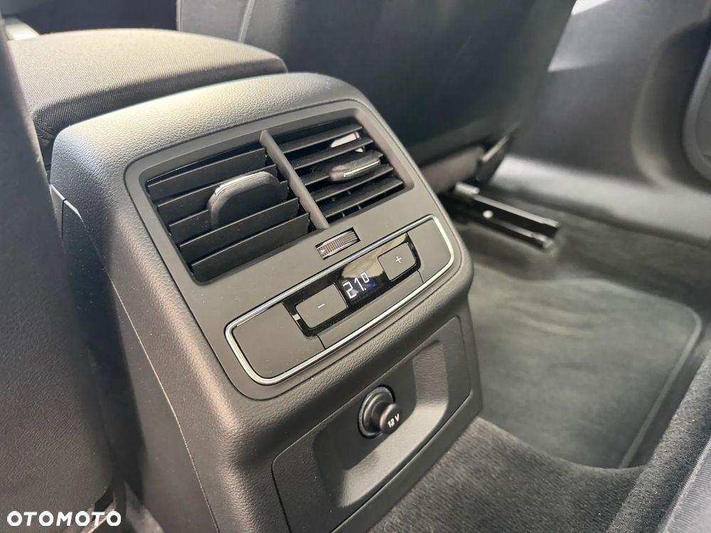 Audi A4 Limousine 35 TFSI mHEV Advanced S tronic - 14